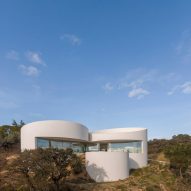 House in Las Rozas by Fran Silvestre Arquitectos