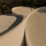 House in Las Rozas by Fran Silvestre Arquitectos