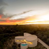 House in Las Rozas by Fran Silvestre Arquitectos