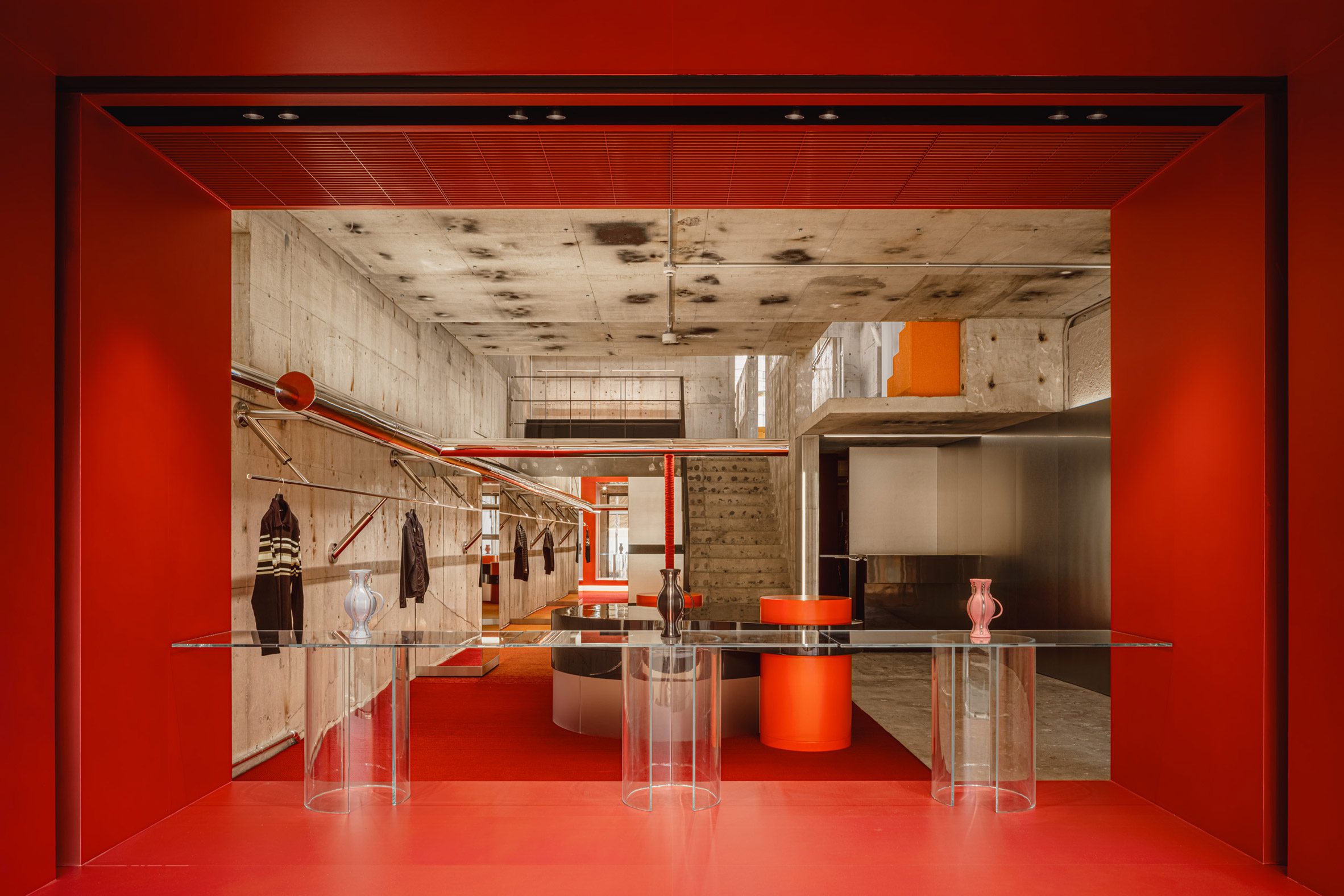 Red-framed store