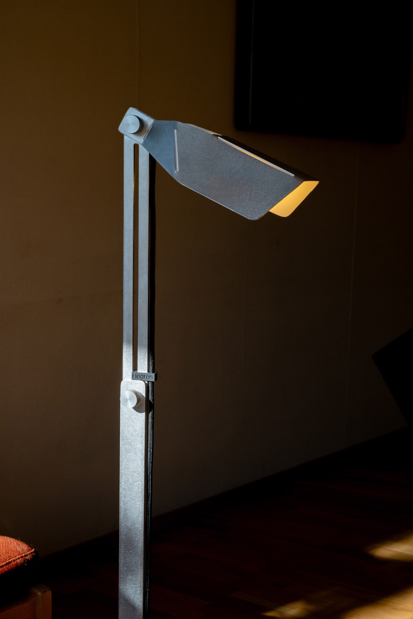 Knekt floor lamp by Hegren