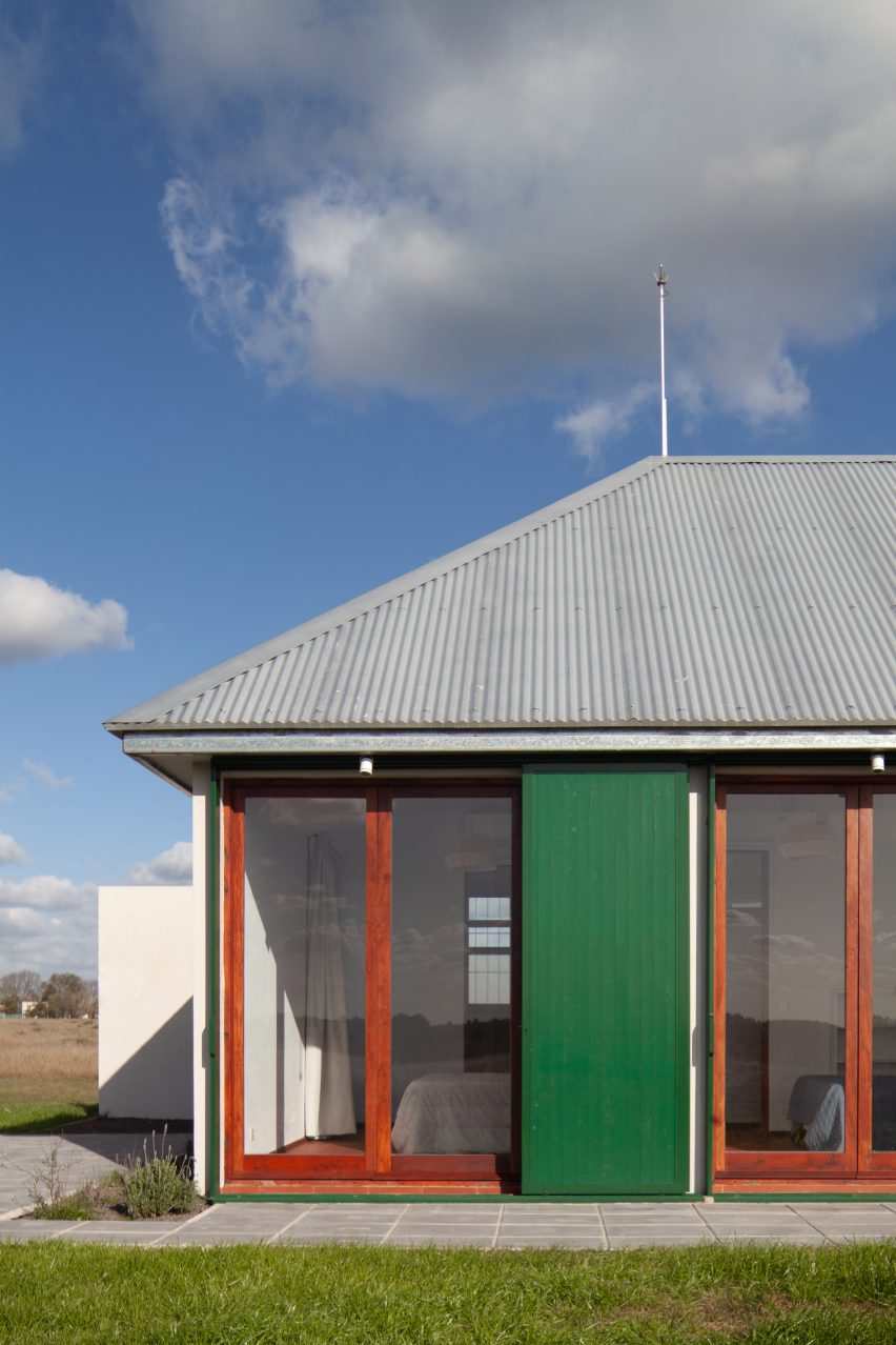Los Tigres house in Argentina by Prim Estudio