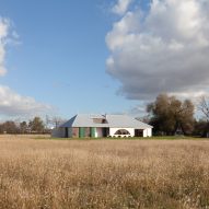 Los Tigres house in Argentina by Prim Estudio