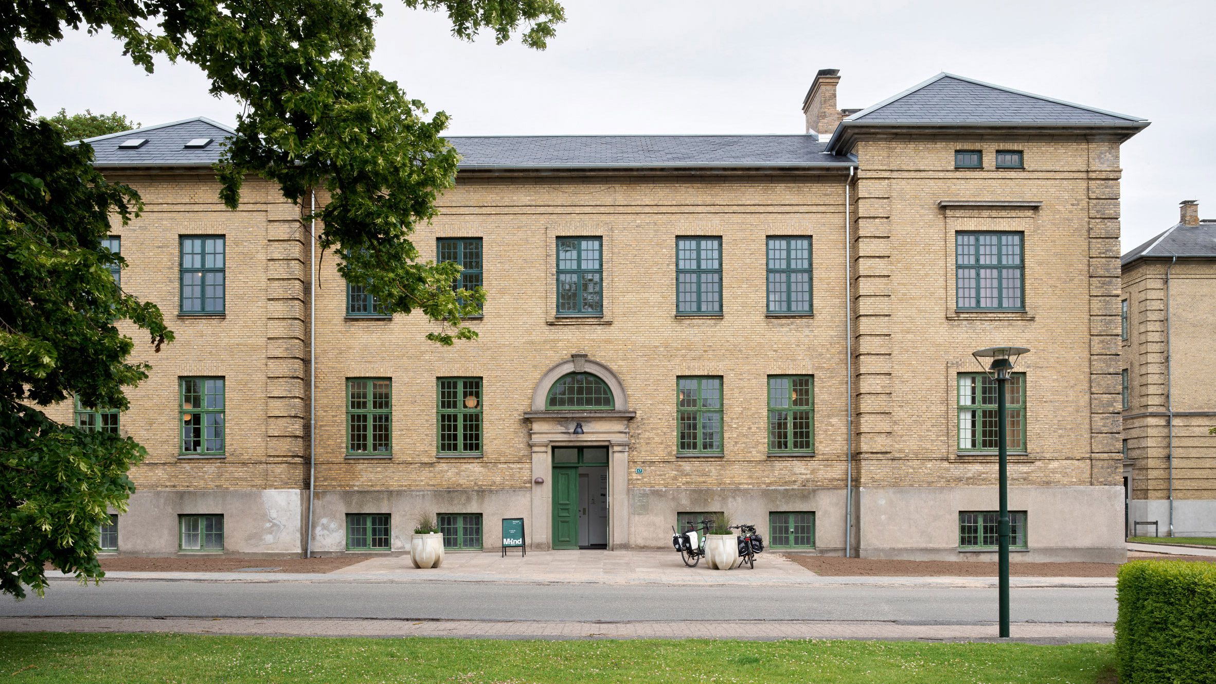 https://static.dezeen.com/uploads/2026/09/mind-museum-cf-moller-architecture-adaptive-reuse-public-leisure_dezeen_2364_hero.jpg