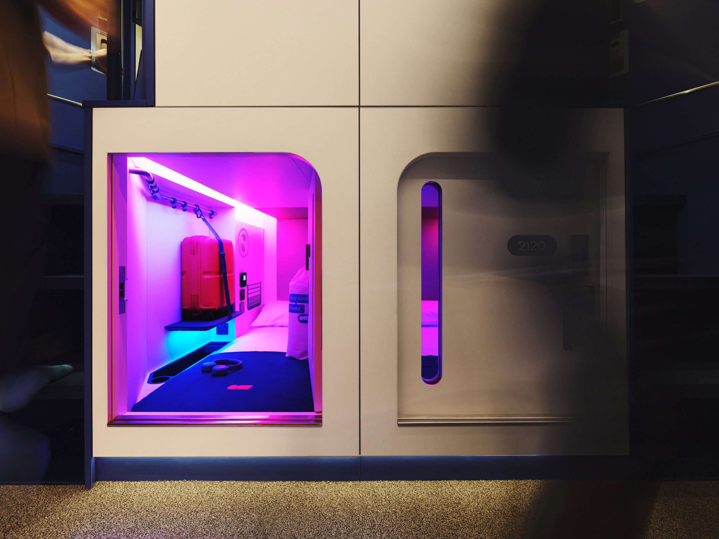 Pod hotel interior