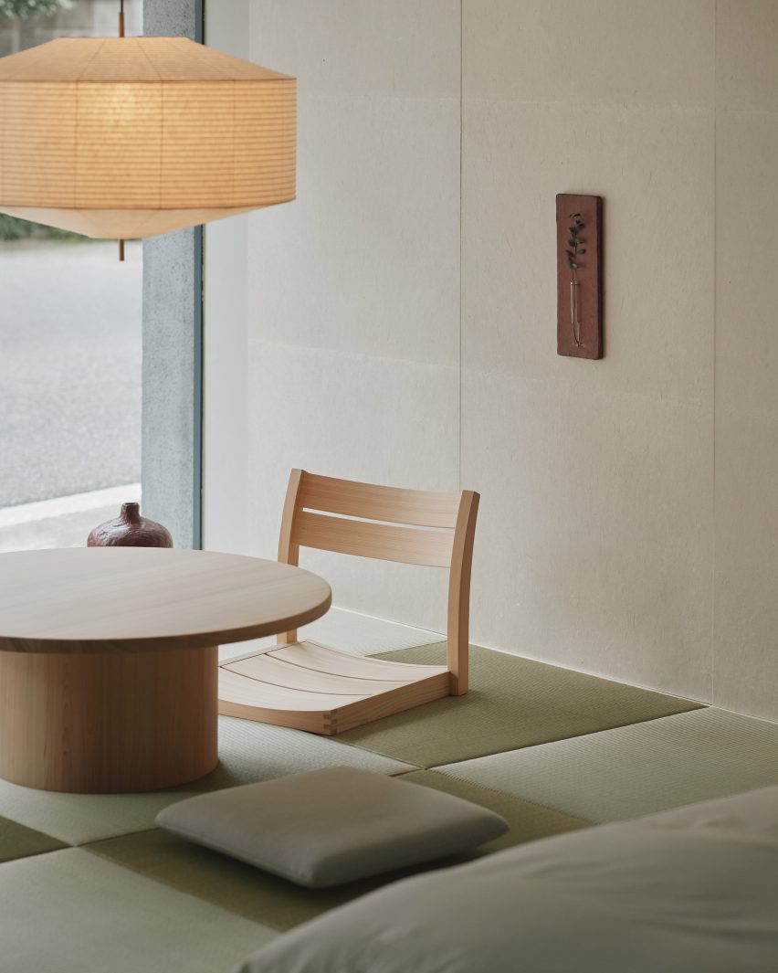 Seating area with Mas furniture