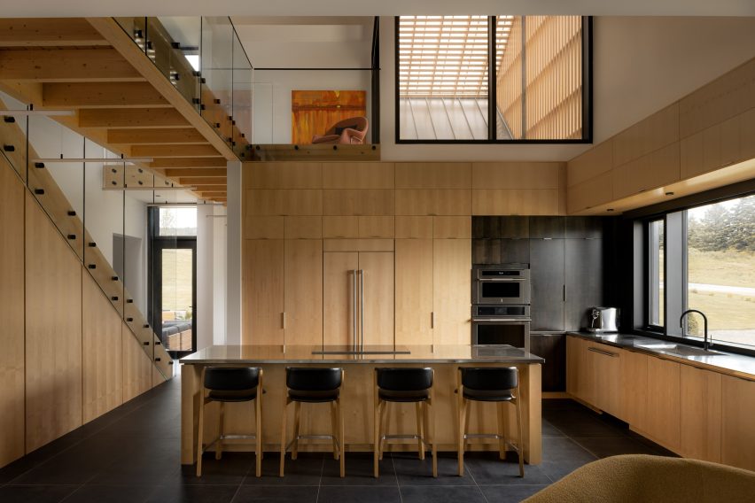 RHAD Architects Two Bay house kitchen