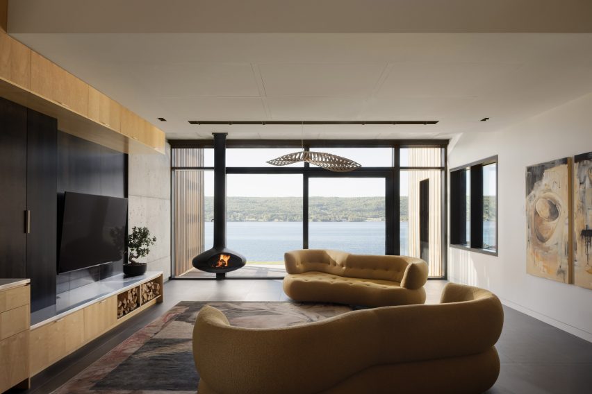 RHAD Architects Two Bay house living room interior