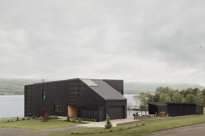 RHAD Architects Two Bay House