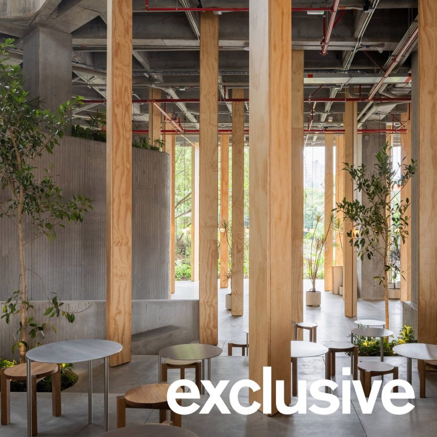 Cafe with wooden columns