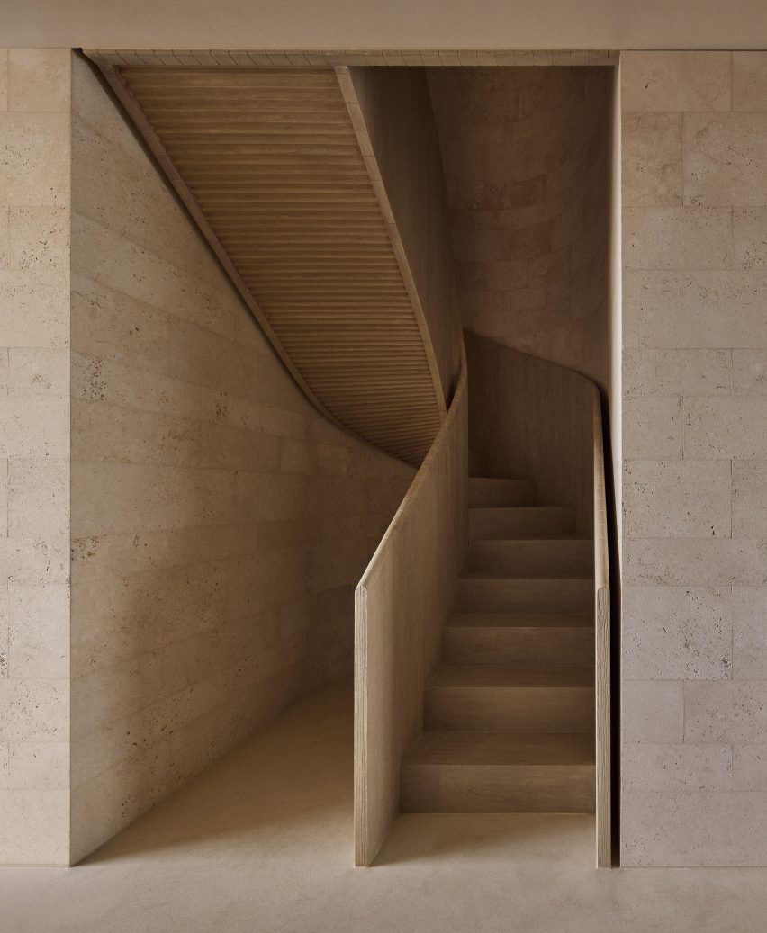 Penthouse in Belgium by Merckx-Holvoet Architecten