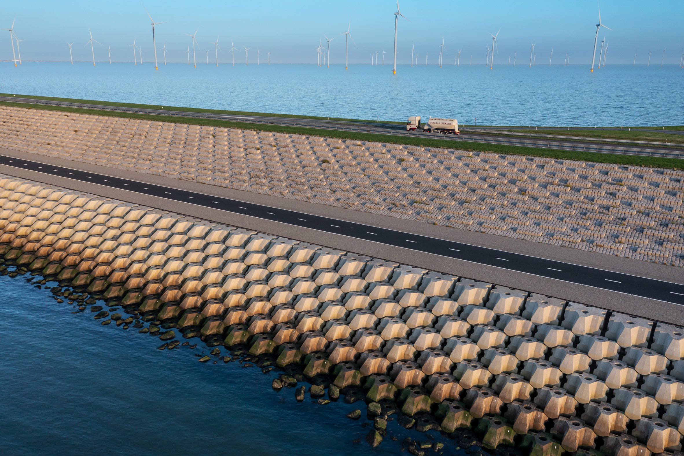 Afsluitdijk revamp by Benthem Crouwel