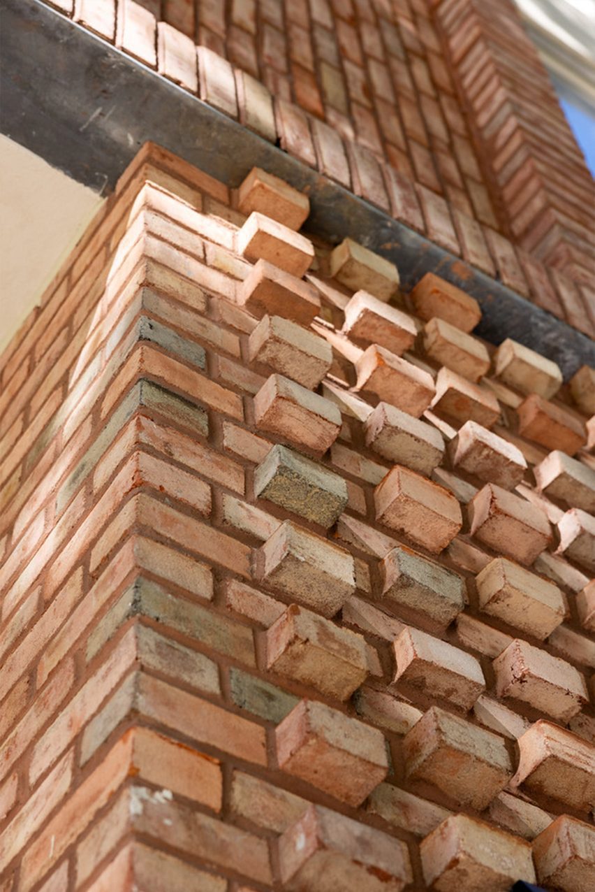 Glen-Gery's Danish bricks with sand finish