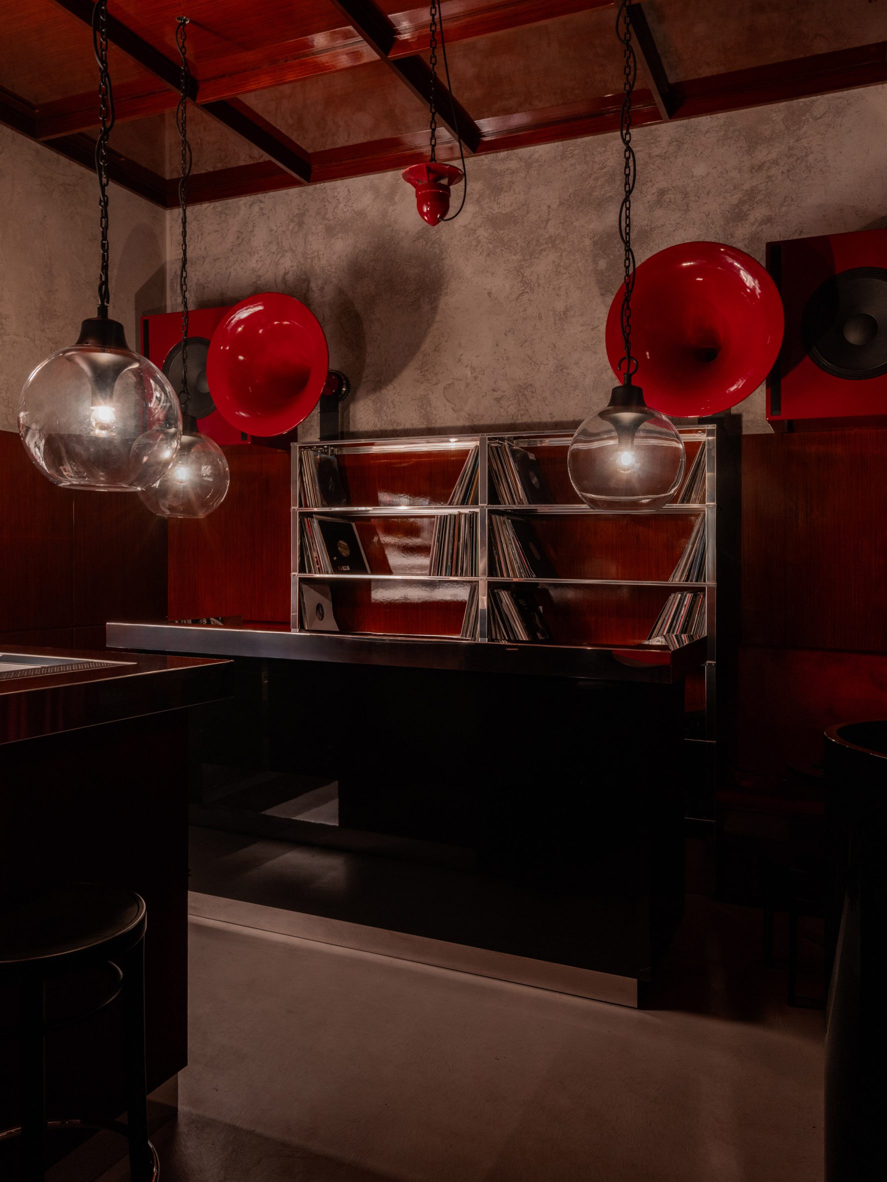 Red speakers by NM3