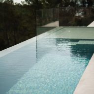 Bellavista 11 villa by Fran Silvestre Arquitectos
