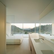 Bellavista 11 villa by Fran Silvestre Arquitectos