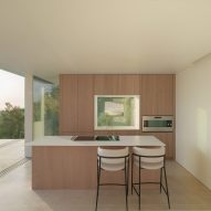 Bellavista 11 villa by Fran Silvestre Arquitectos