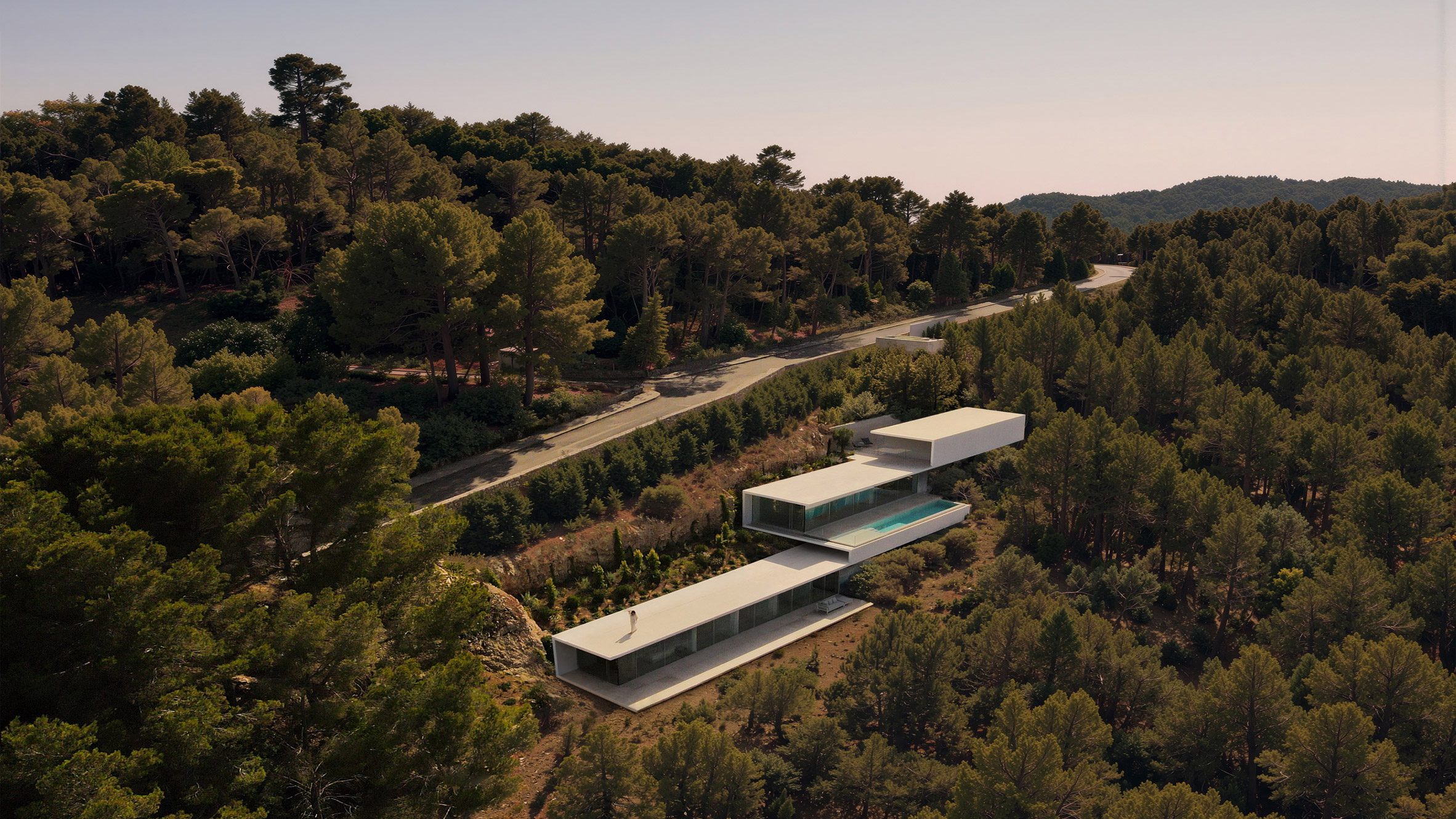 Fran Silvestre Arquitectos'dan İbiza'da İnce Beton Plakalı Minimalist Villa