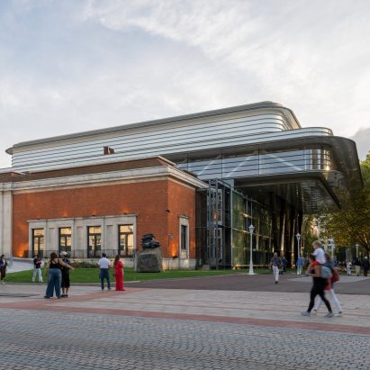 Bilbao Fine Arts Museum extension by Foster + Partners