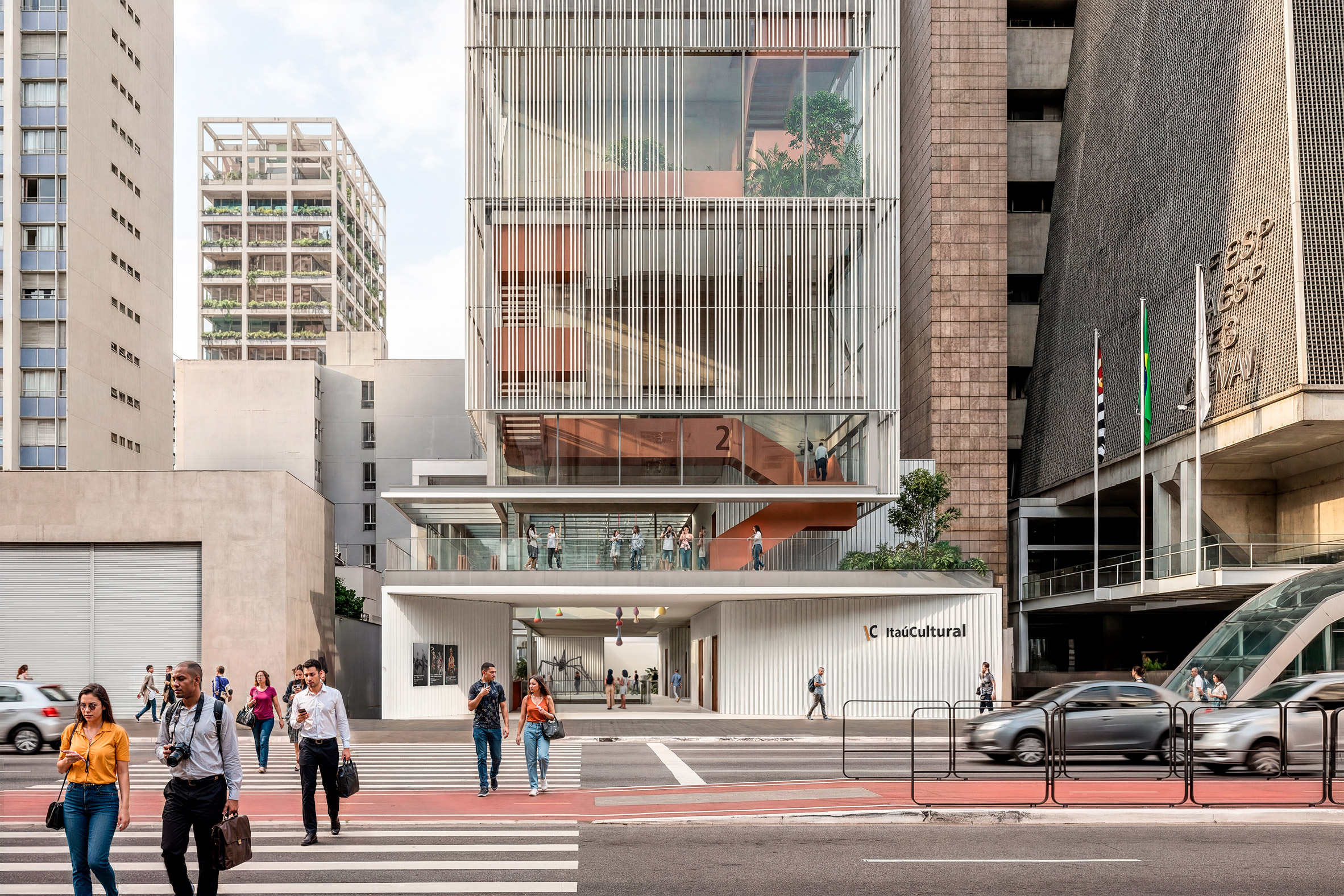 Itau Cultural design by Estudio Modulo