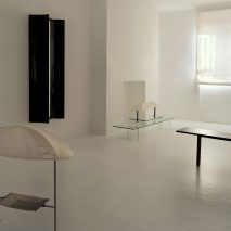 Georgia Merritt stages design show at antiques dealer
