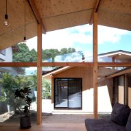 House in Yakami by Enter-Archi