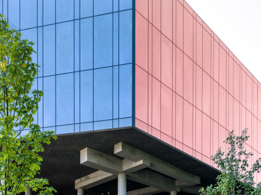 Coloured glass