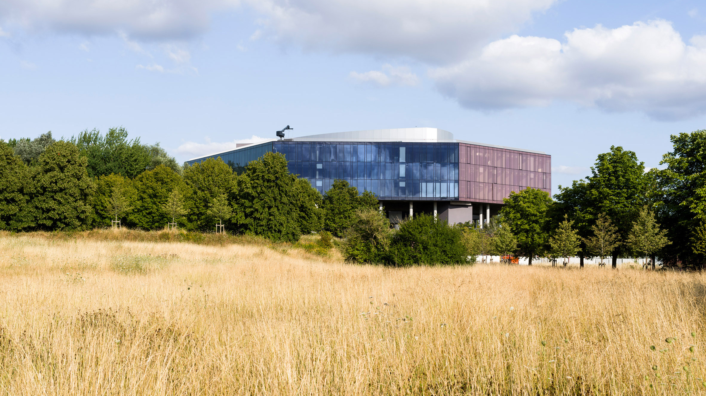OMA's Innovative Courthouse Design Unveiled in Lille