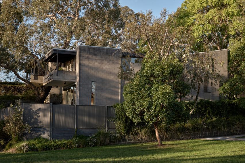 Molesworth Townhouses, 1969, by Graeme Gunn