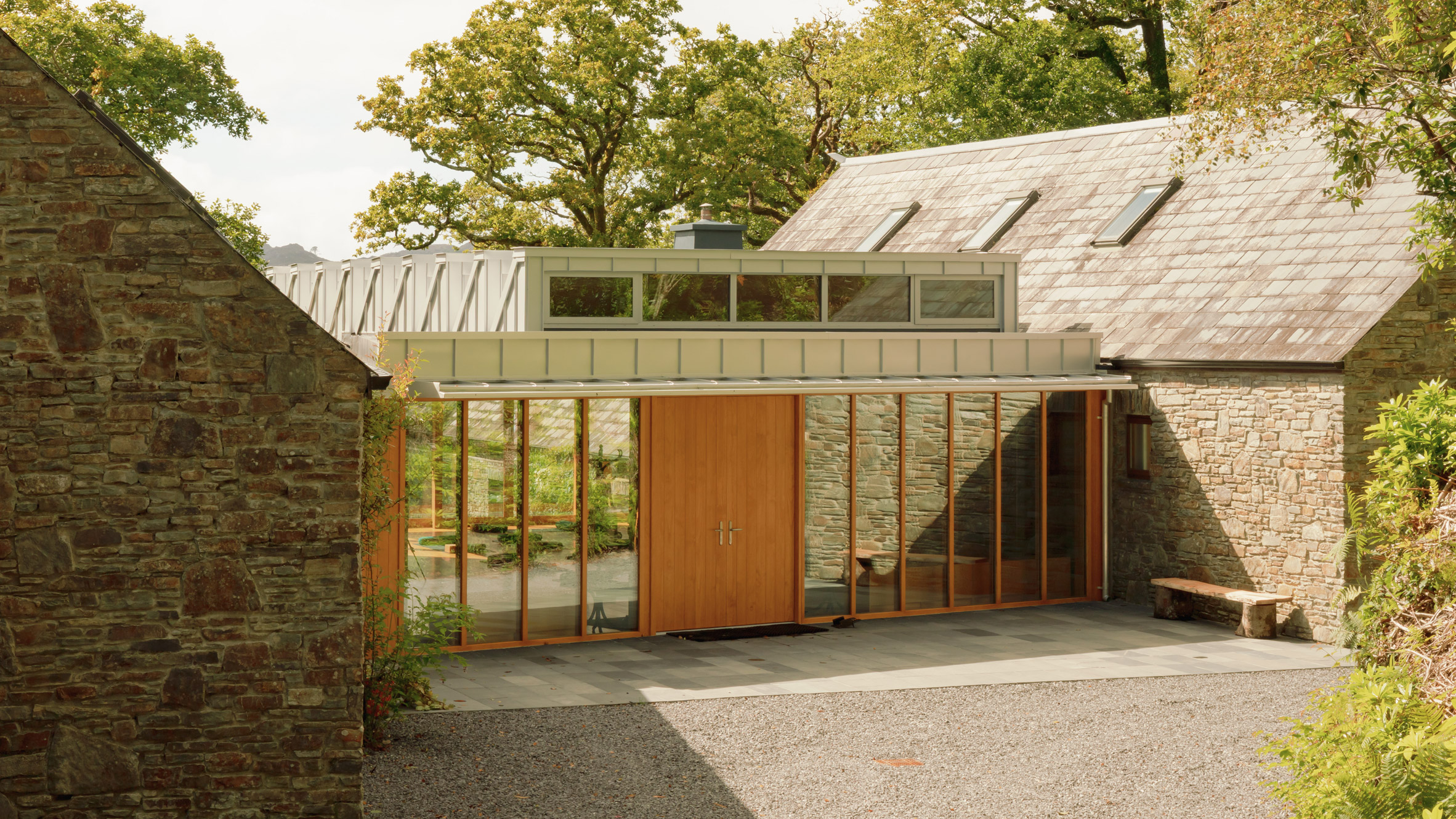 Schemata Architects Revitalizes Irish Guesthouse with Innovative Design