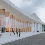 Shanghai Grand Opera House by Snøhetta