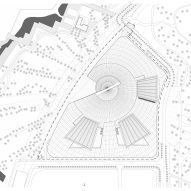 Roof plan of Shanghai Grand Opera House by Snøhetta
