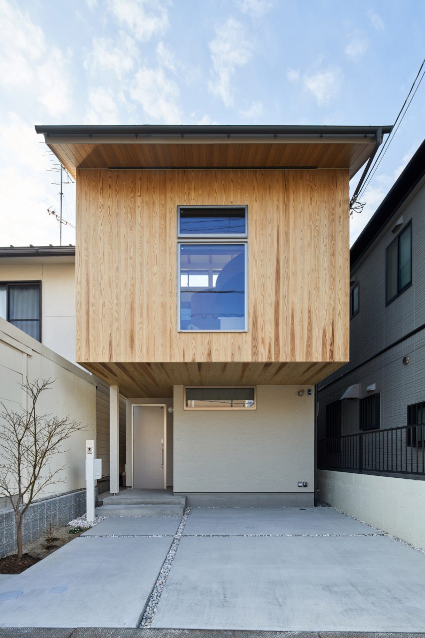 Sugi House in Kyoto by Ujizono Architects