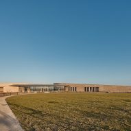 Twelve Apostles visitor centre by Grimshaw