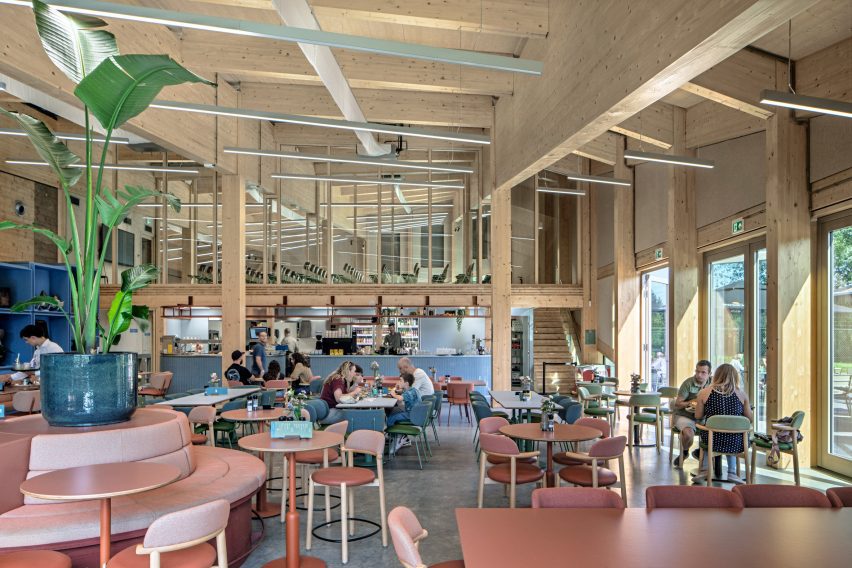 Museum Vonk by Studio Marco Vermeulen