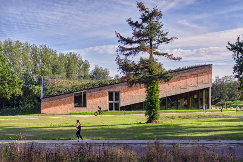 Hempcrete facade