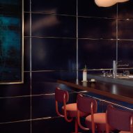 VV's cocktail bar