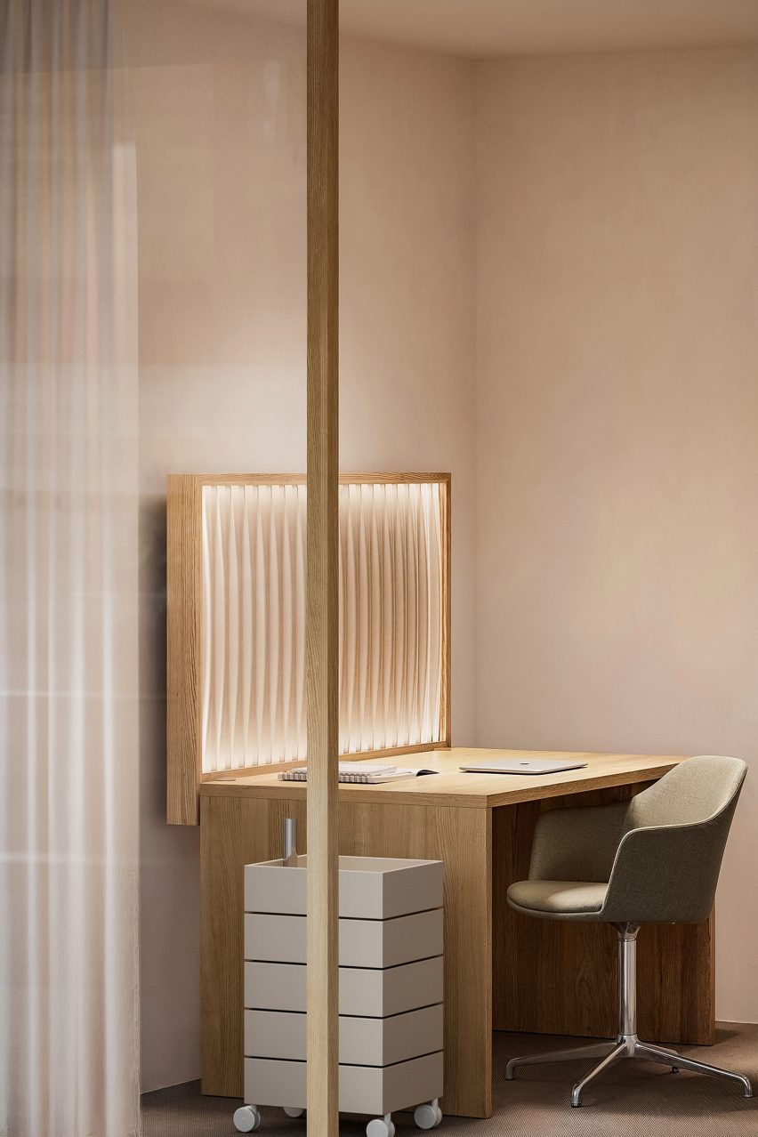 Zonify Table by Studio Stockholm for Zilenzio